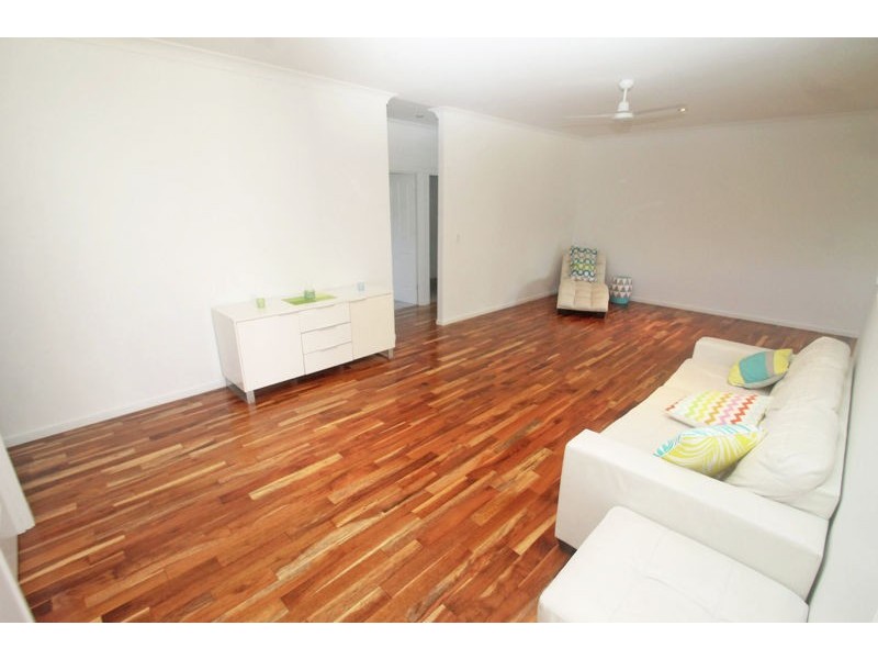 7B Centaurus Close, Telina QLD 4680