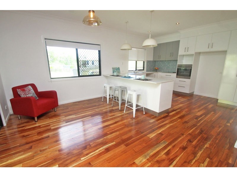 7B Centaurus Close, Telina QLD 4680