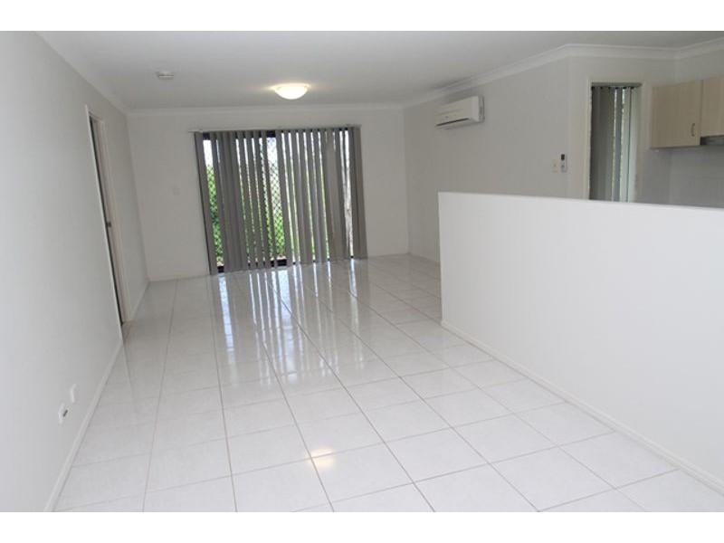 6 Biarri Street, Glen Eden QLD 4680