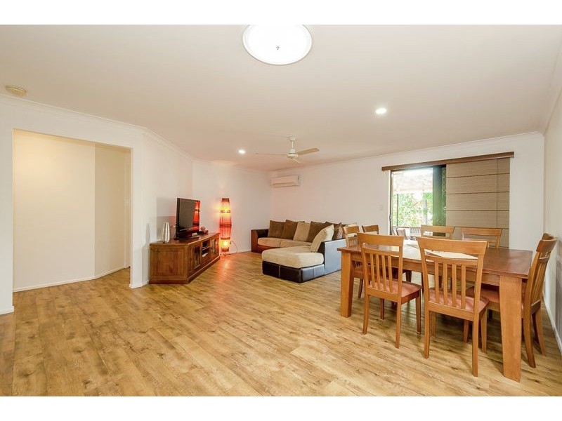 22 Deborah Street, Glen Eden QLD 4680