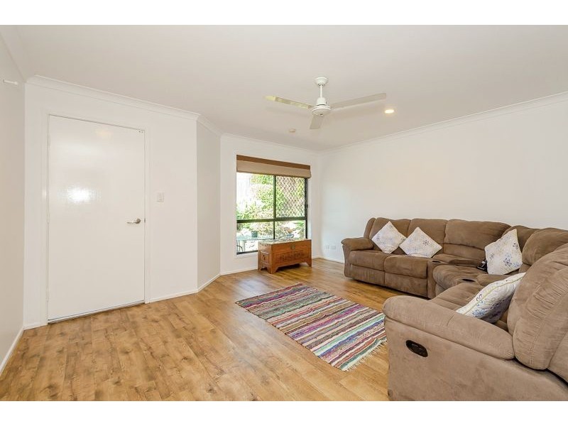 22 Deborah Street, Glen Eden QLD 4680