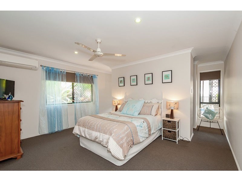 11 Markowitz Place, Kirkwood QLD 4680