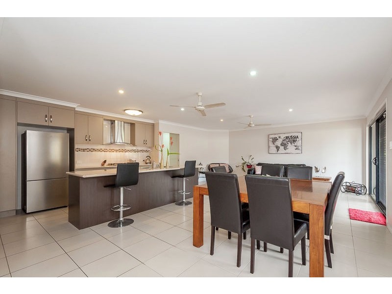 11 Markowitz Place, Kirkwood QLD 4680