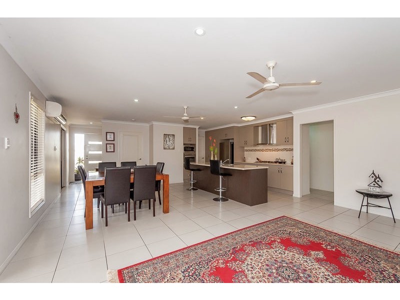 11 Markowitz Place, Kirkwood QLD 4680