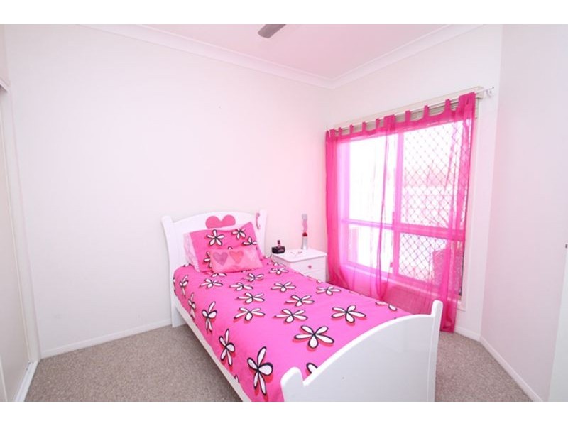 7 Observatory, New Auckland QLD 4680