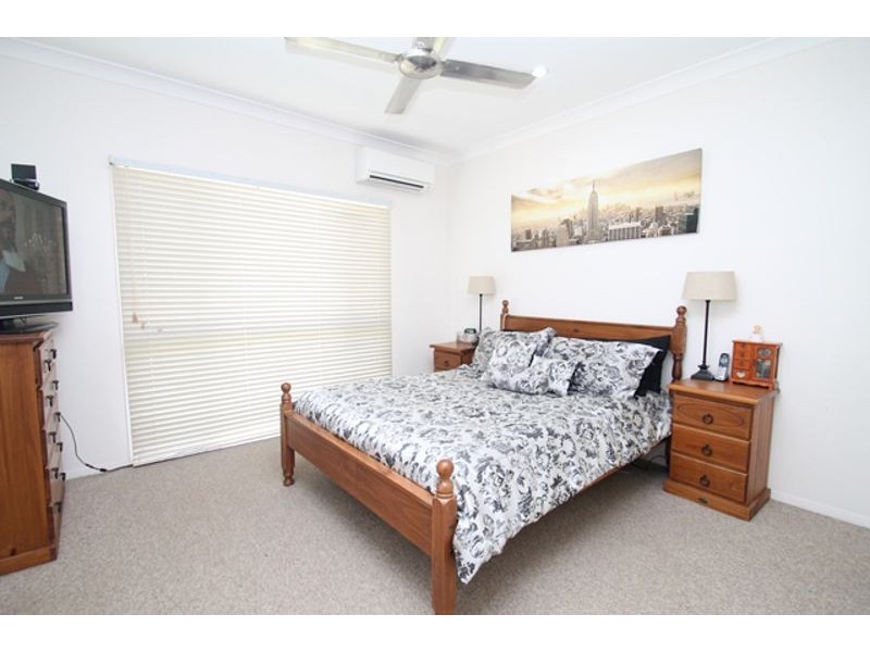 7 Observatory, New Auckland QLD 4680