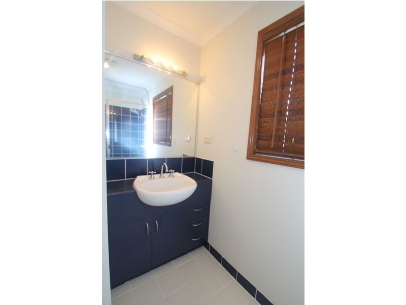 43 PARK STREET, West Gladstone QLD 4680