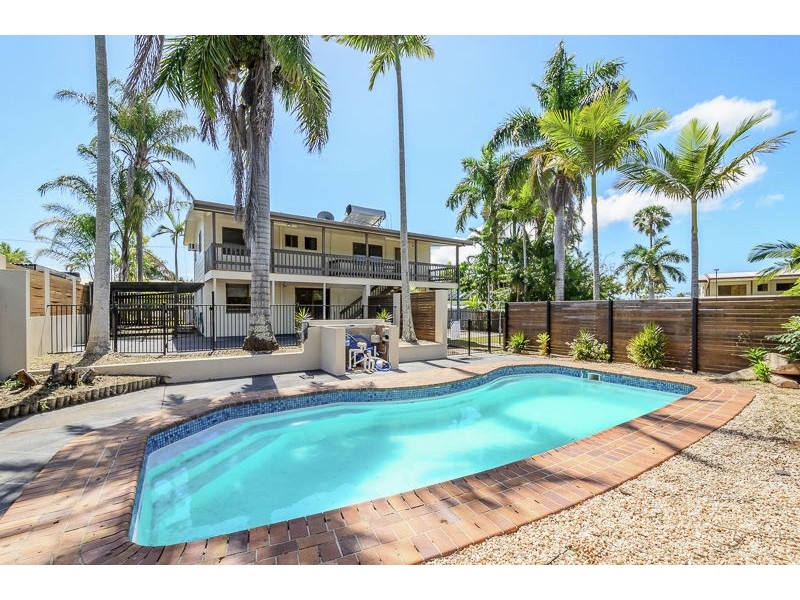 3 Lilly Street, Boyne Island QLD 4680