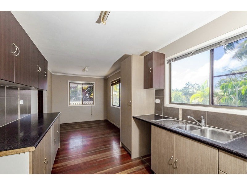 3 Lilly Street, Boyne Island QLD 4680