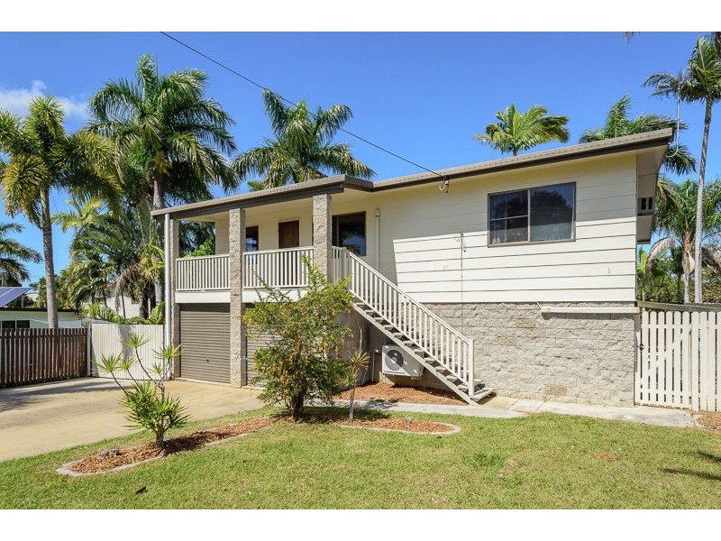 3 Lilly Street, Boyne Island QLD 4680