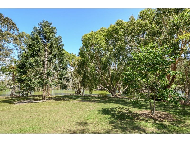 3 Lilly Street, Boyne Island QLD 4680