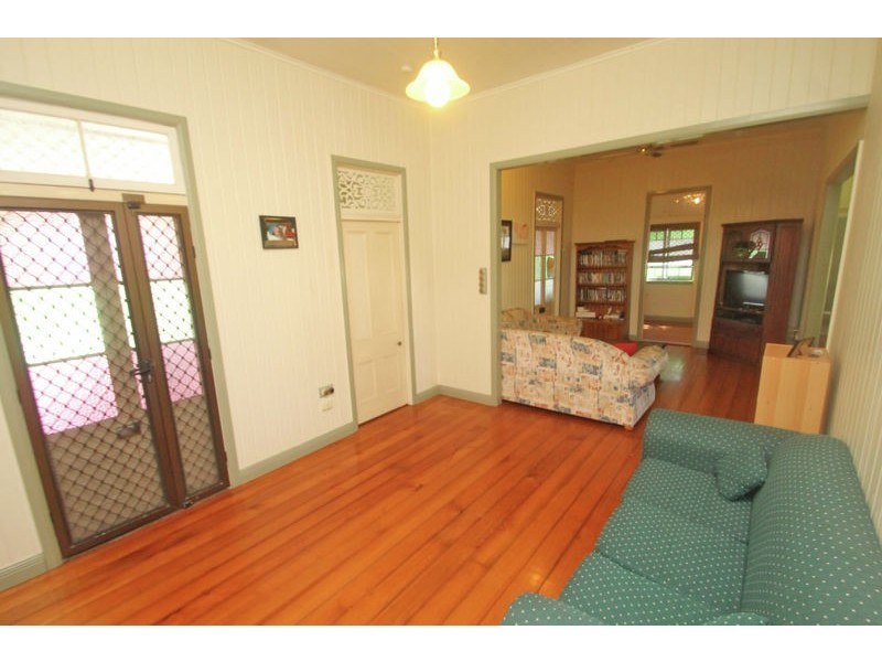 17 Short Street, South Gladstone QLD 4680