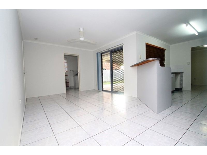 114 J HICKEY AVENUE, Clinton QLD 4680