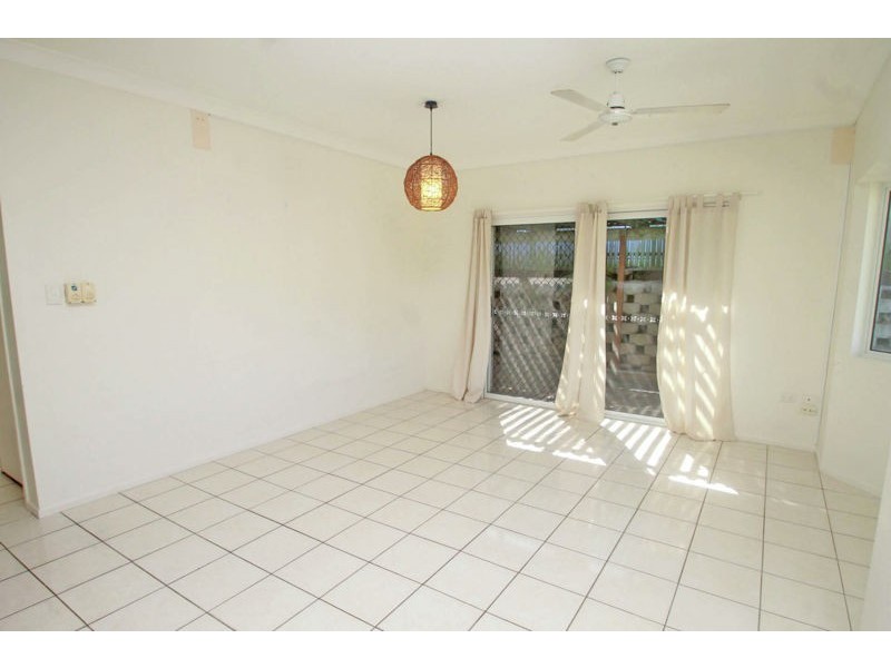 2 Lomas Street, West Gladstone QLD 4680