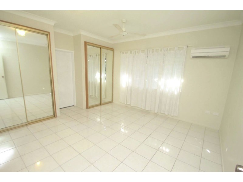 2 Lomas Street, West Gladstone QLD 4680