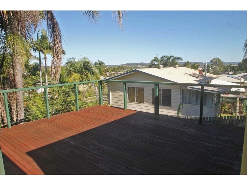 2 Lomas Street, West Gladstone QLD 4680