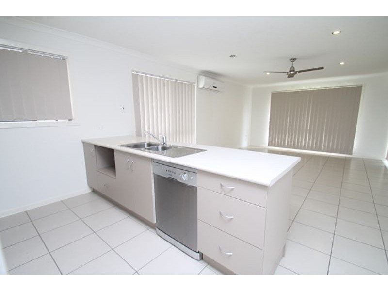 18 MELALEUCA PLACE, Glen Eden QLD 4680