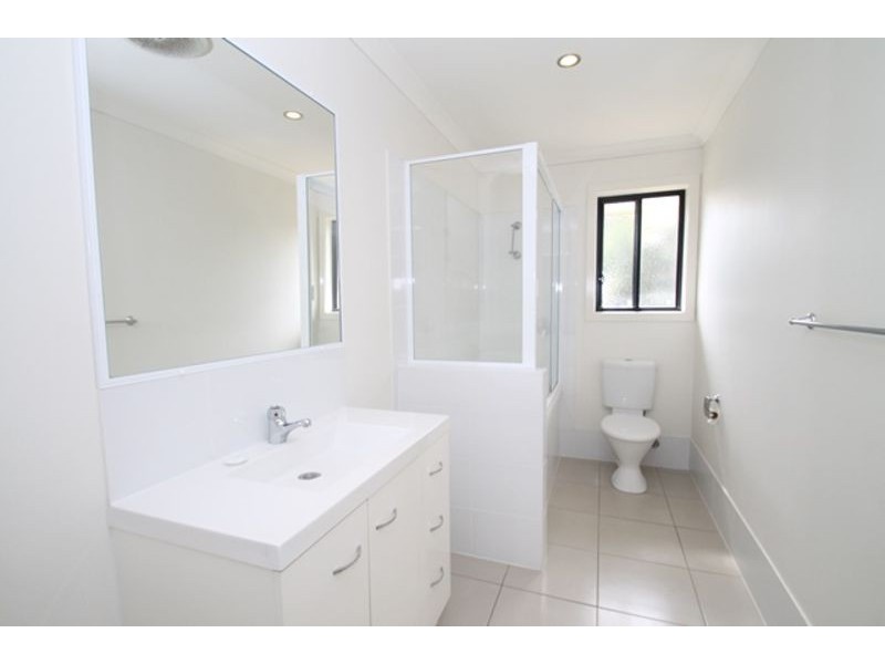 18 MELALEUCA PLACE, Glen Eden QLD 4680