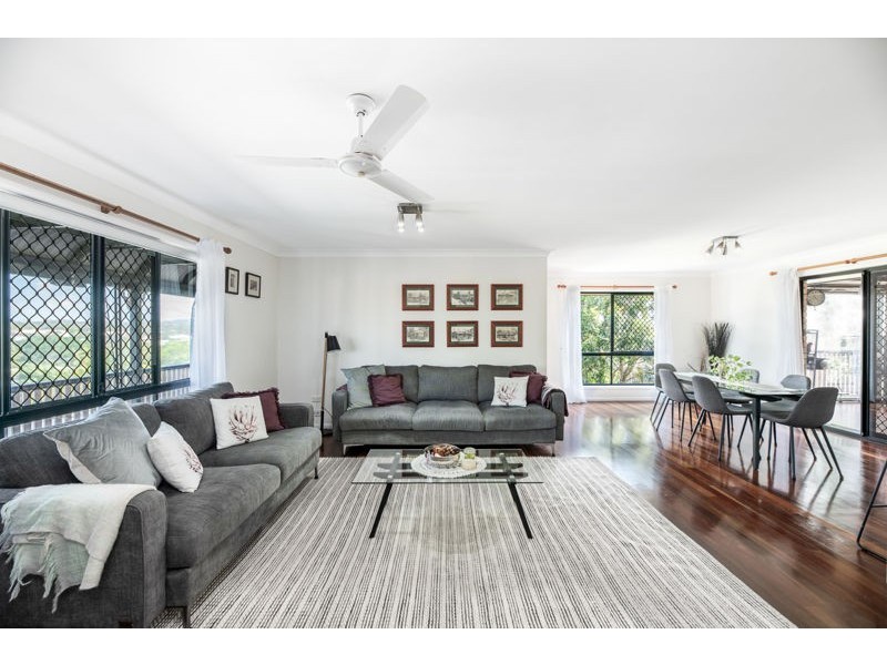 9 Reliance Court, Clinton QLD 4680