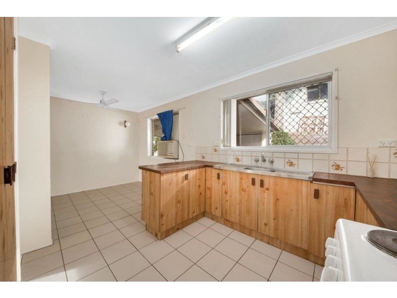 20 Columbia Avenue, Clinton QLD 4680