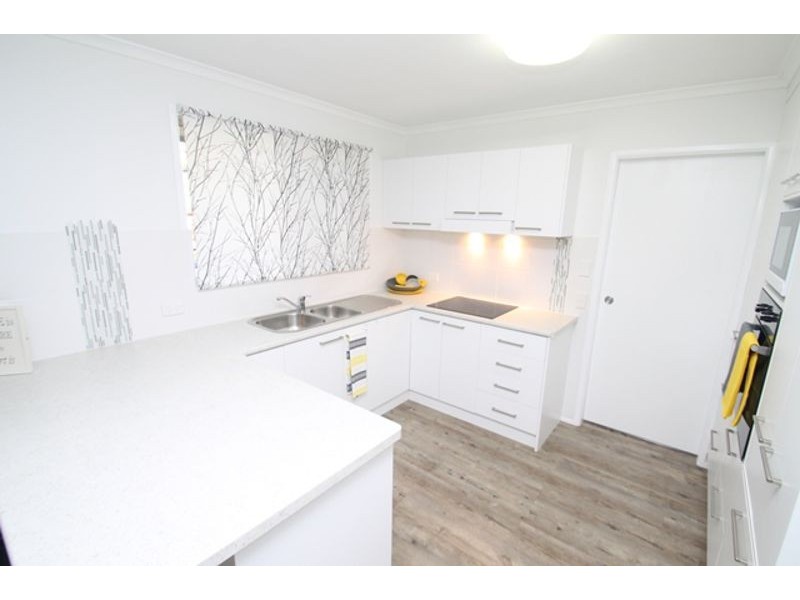 3 Weatherley Court, Clinton QLD 4680