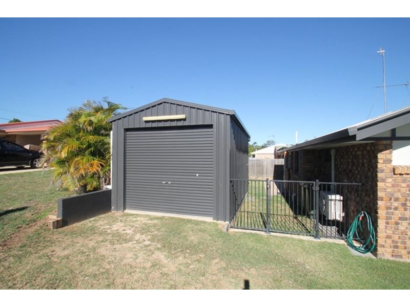 3 Weatherley Court, Clinton QLD 4680