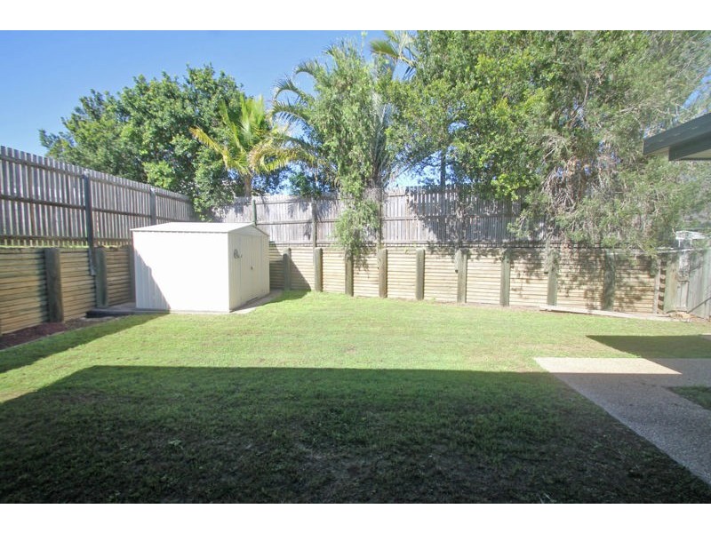 21 Linhow Crescent, Clinton QLD 4680