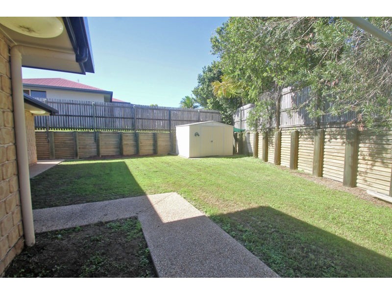 21 Linhow Crescent, Clinton QLD 4680