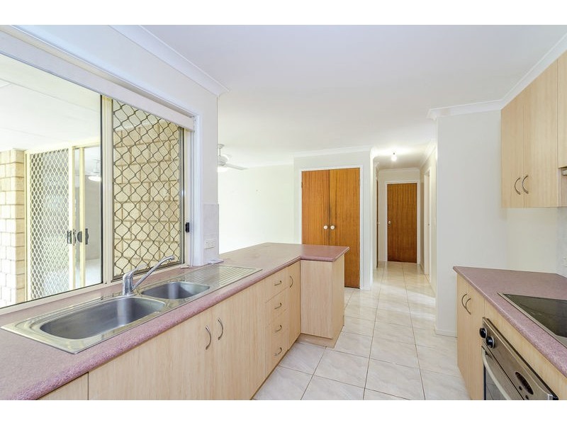 14 Dunstall Street, Clinton QLD 4680