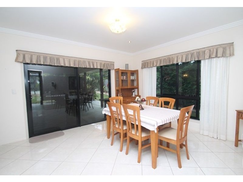 27 Dolphin Terrace, South Gladstone QLD 4680