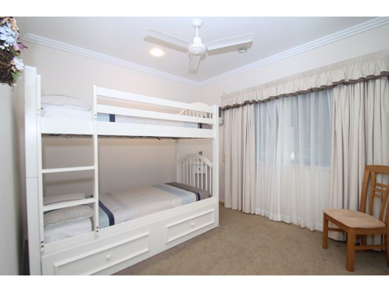 27 Dolphin Terrace, South Gladstone QLD 4680