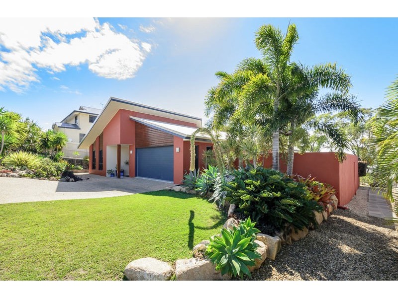 5 Panorama Court, Glen Eden QLD 4680