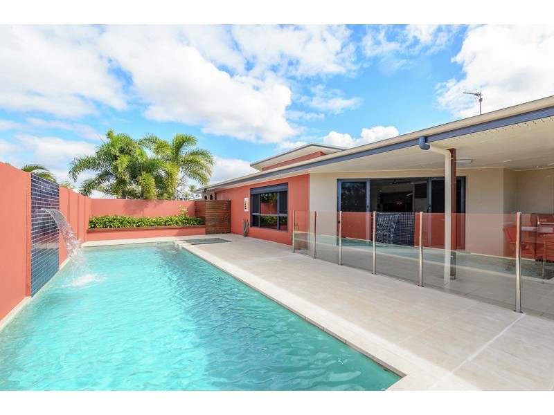 5 Panorama Court, Glen Eden QLD 4680
