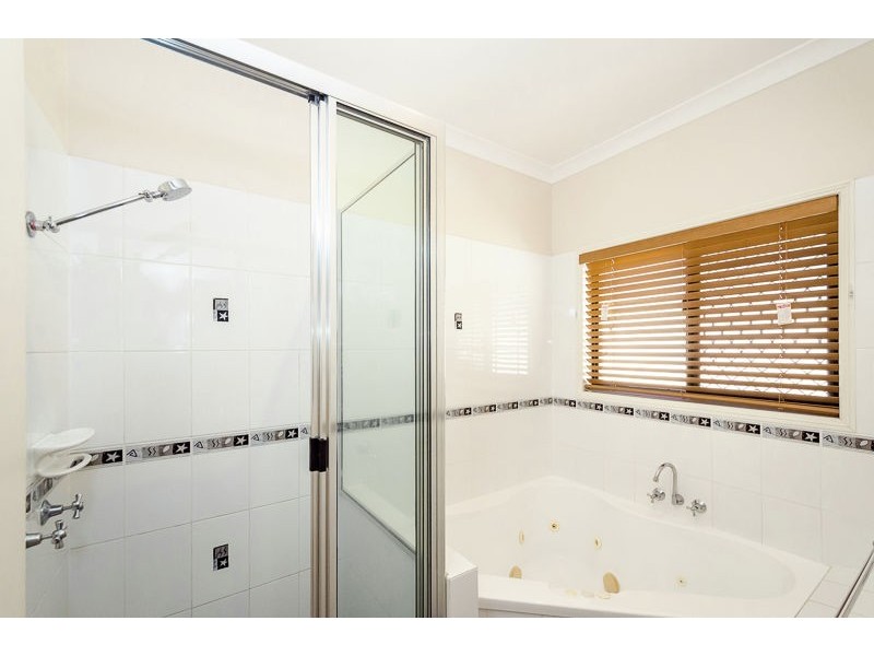 19 Dorinda Close, Clinton QLD 4680