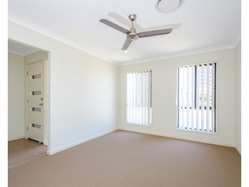 11 Sturt Court, Glen Eden QLD 4680