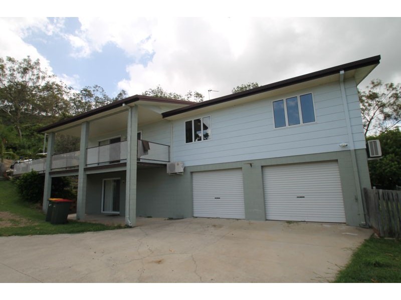 27 Pine Avenue, West Gladstone QLD 4680