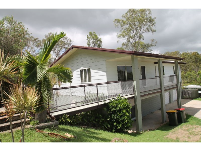 27 Pine Avenue, West Gladstone QLD 4680