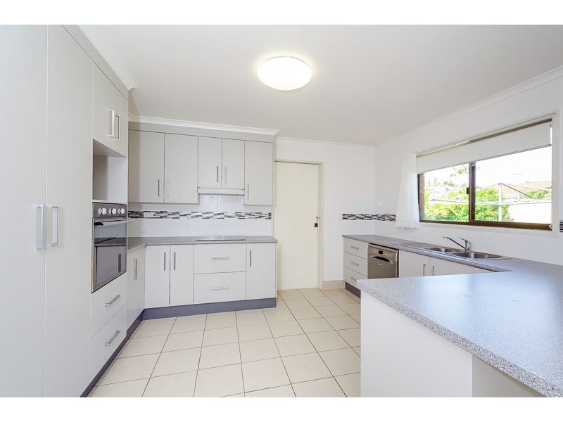 20 Aquarius Street, Clinton QLD 4680