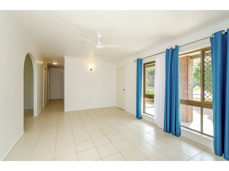 20 Aquarius Street, Clinton QLD 4680