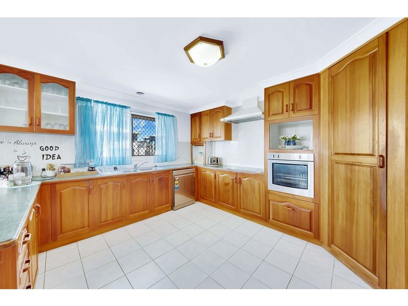 13 Caledon Street, Tannum Sands QLD 4680