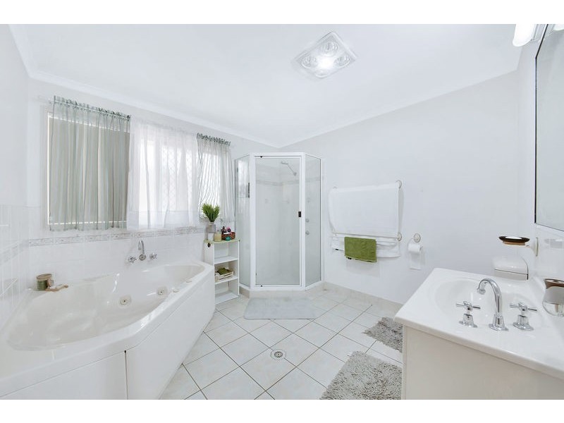 13 Caledon Street, Tannum Sands QLD 4680