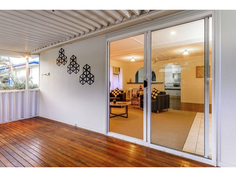 33 Mellefont Street, West Gladstone QLD 4680