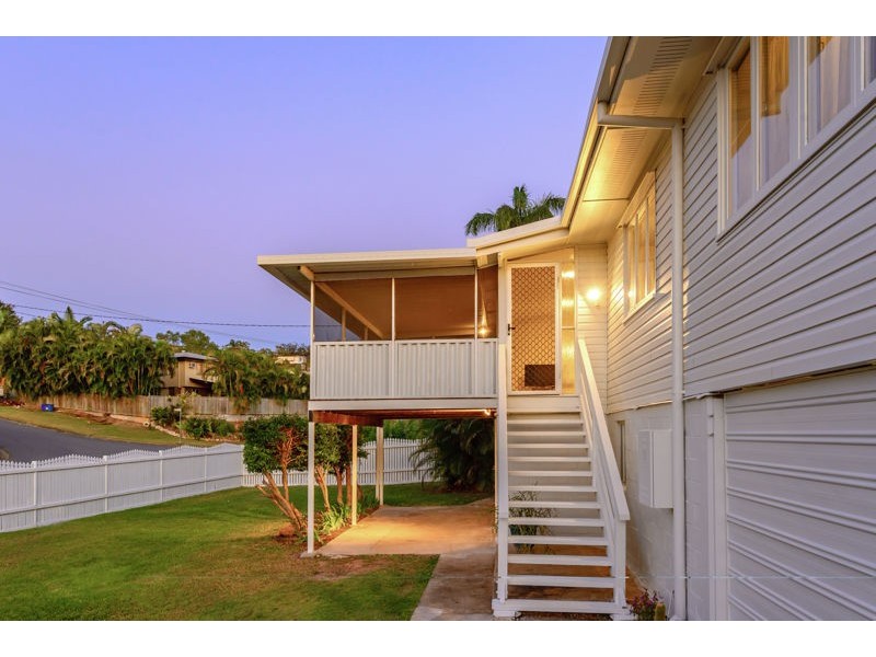 33 Mellefont Street, West Gladstone QLD 4680