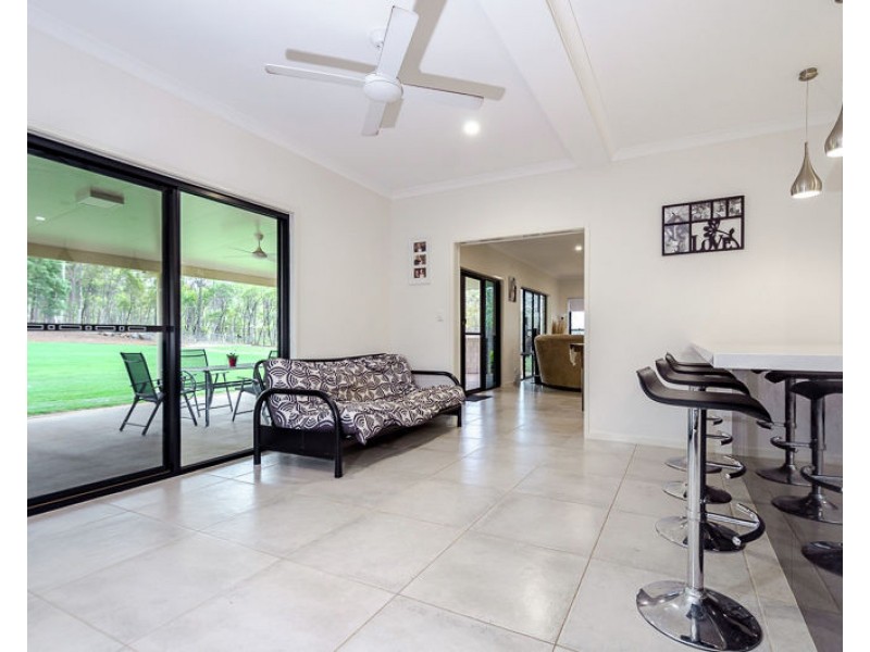 424 Jim Whyte Way, Burua QLD 4680