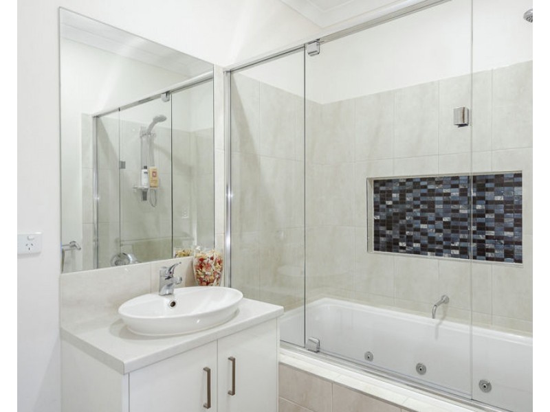 424 Jim Whyte Way, Burua QLD 4680
