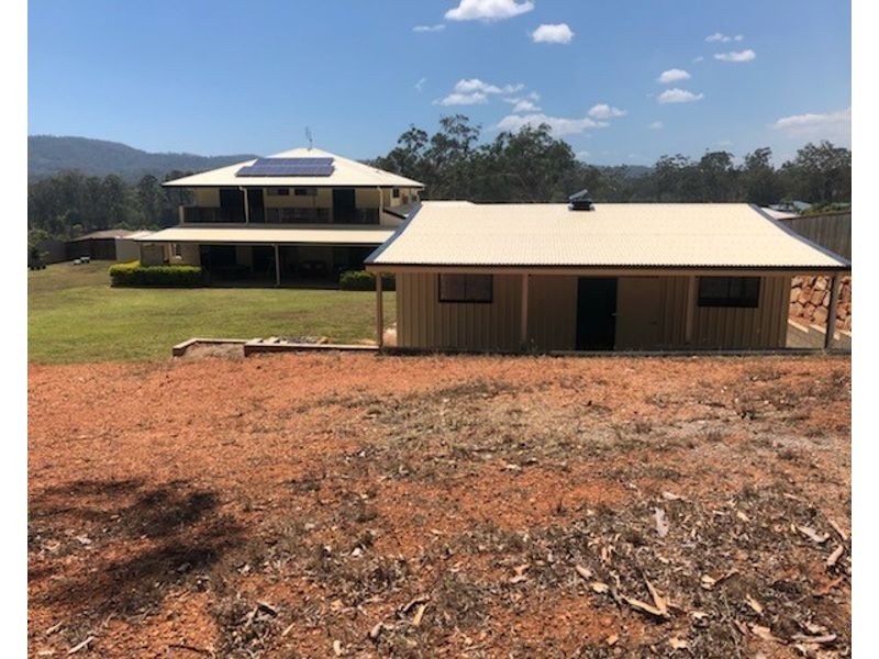 424 Jim Whyte Way, Burua QLD 4680