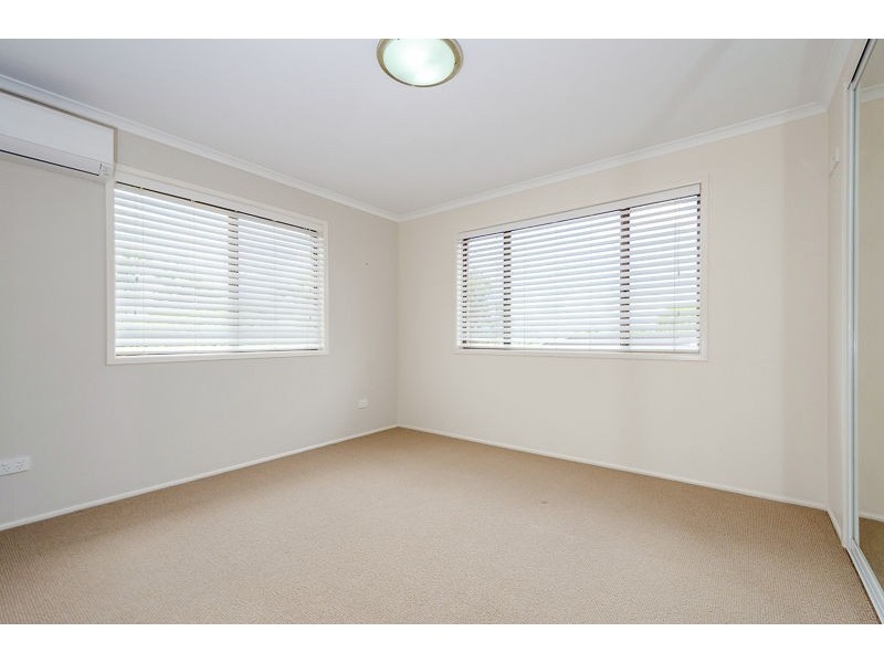 5 Ormiston Street, Clinton QLD 4680