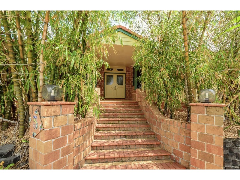 5 Maraboon Court, Clinton QLD 4680
