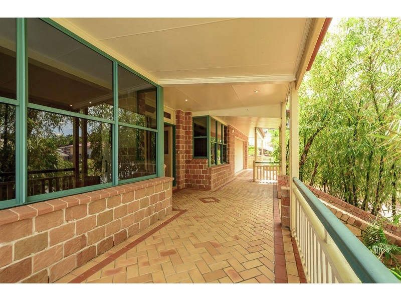 5 Maraboon Court, Clinton QLD 4680