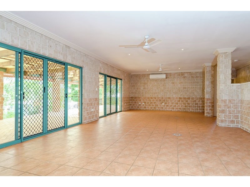 5 Maraboon Court, Clinton QLD 4680